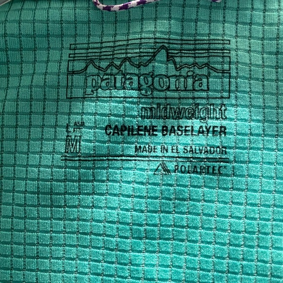 Patagonia Women’s Pullover - Picture 4 of 7